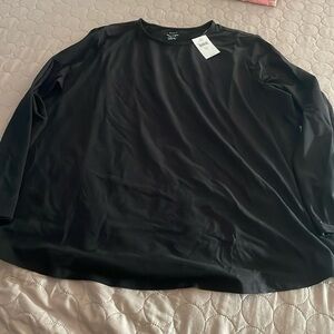 NWT j.Jill black t shirt with sleeves